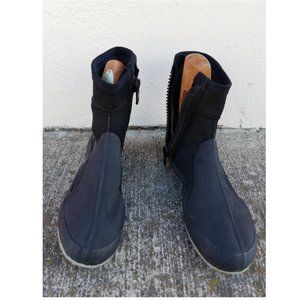 Unisex Anti-slip Neoprene Boot- Good for Fishing, Swimming and Diving- Size M